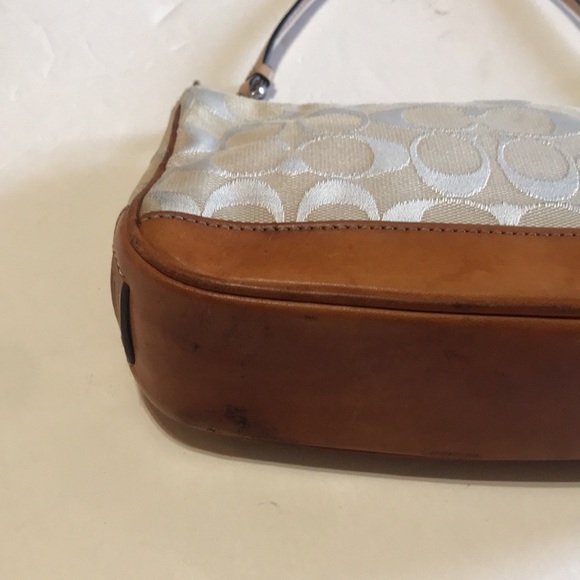 Rare Coach Y2K Demi Signature Monogram Mini Bag Vintage Baguette White Ivory 00β - Picture 4 of 17